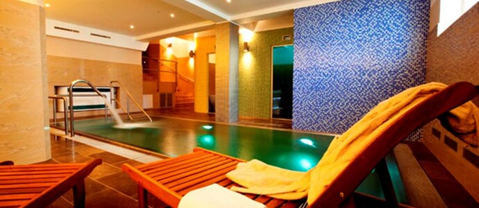 Hotel Relax Inn -Praha-pobyt-Relax na 2 noci se snídaní a privátním bazénem v hotelovém wellness