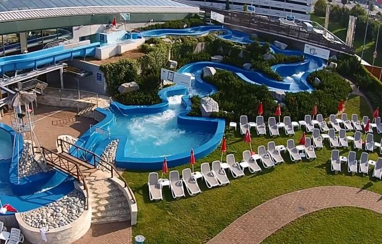 Romantika & Wellness pro dva-Aquapalace Hotel Prague Vodní svět Aquapalace Praha 2