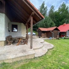 Rodinná chata v Podkrkonoší - Pecka